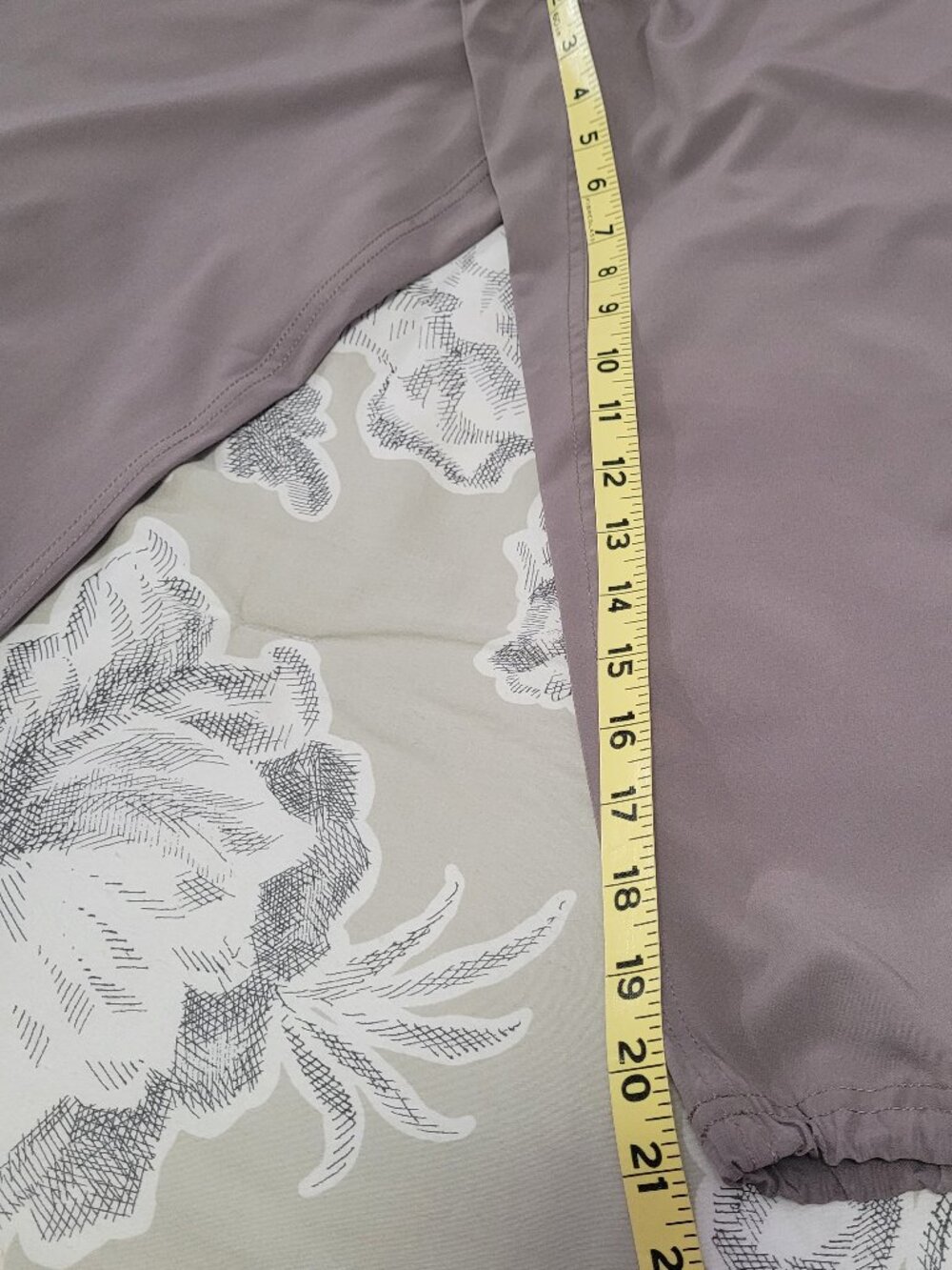RBX Taupe Pull-on Capri Active Wear Size Medium EUC - Picture 5 of 10